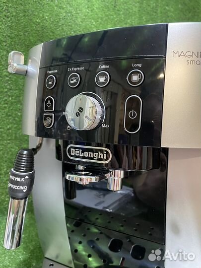 DeLonghi Автоматическая кофемашина ecam250.23.SB