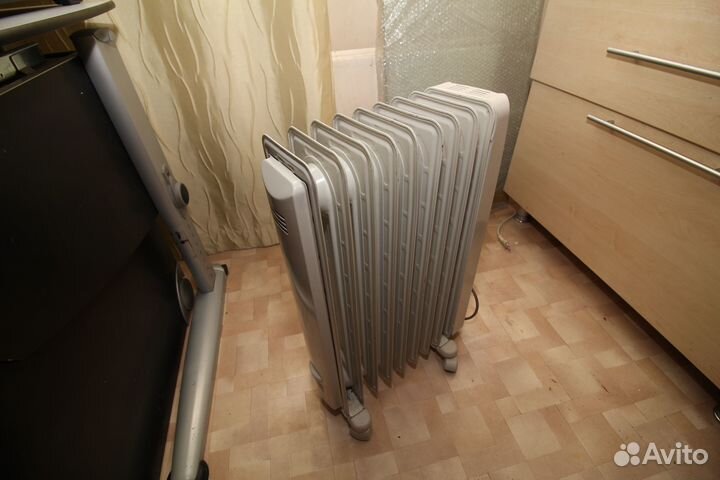 Масляный обогреватель DeLonghi 9 секций