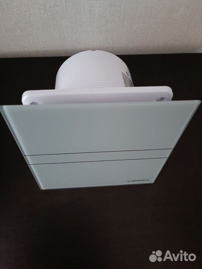 Вентилятор вытяжной новый maunfeld(стекло)