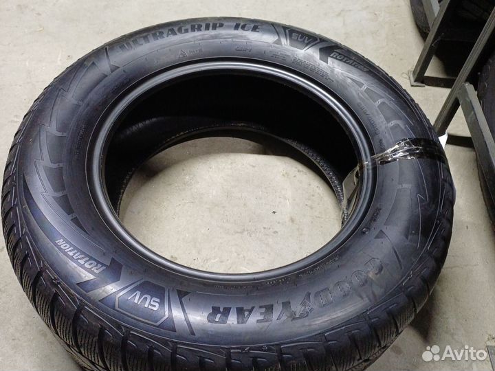 Goodyear UltraGrip Ice 285/60 R18 116T