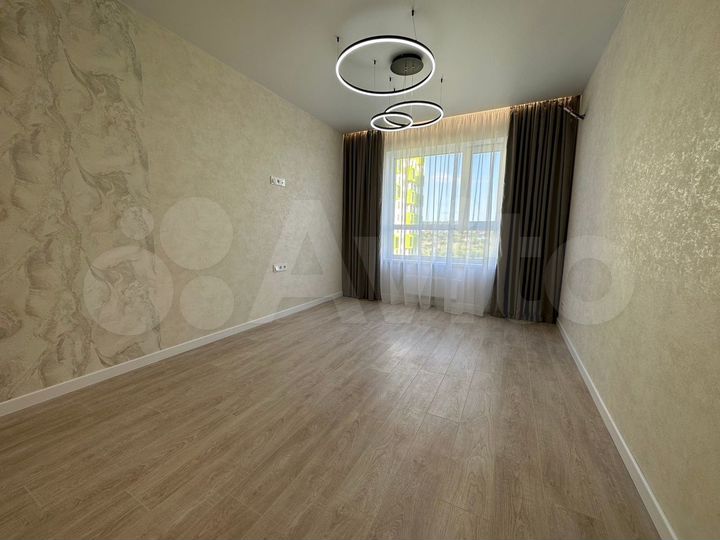 2-к. квартира, 41 м², 8/17 эт.