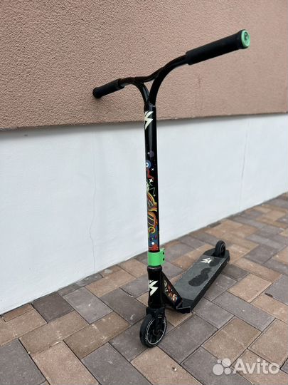 Трюковой самокат