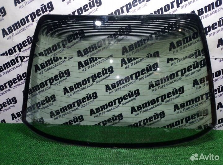 Стекло кузова заднее Toyota Camry SV40 4S-FE