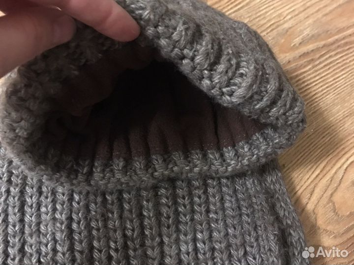 Шапка женская, палантин