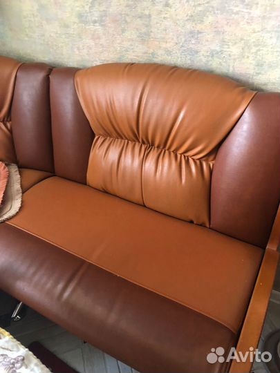 Кухонный угловой диван