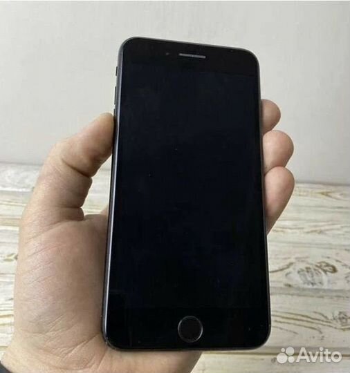 Телефон iPhone 8 64 gb