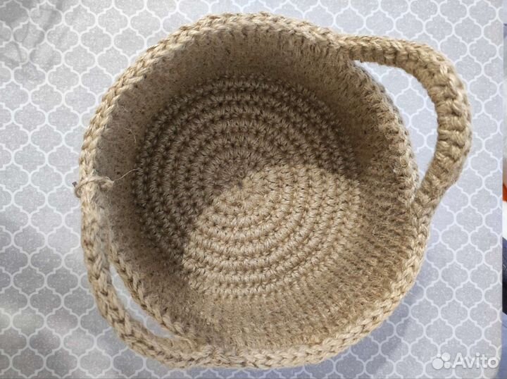 Корзина плетеная из джута