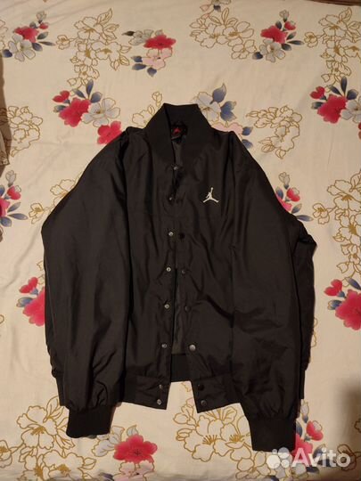 Бомбер Nike jordan