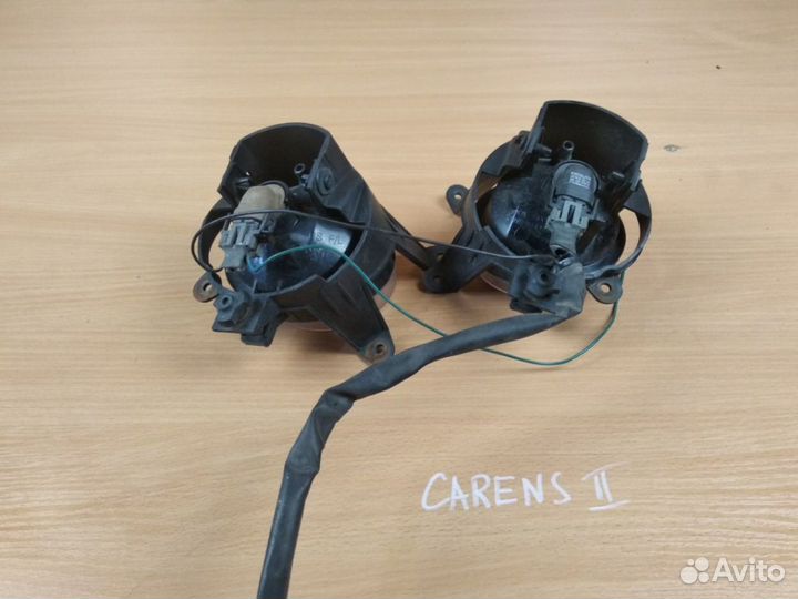 Фара противотуманная Kia Carens, 2004г
