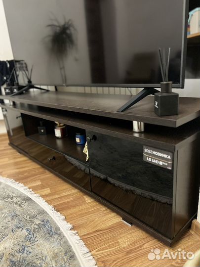Тумба под телевизор