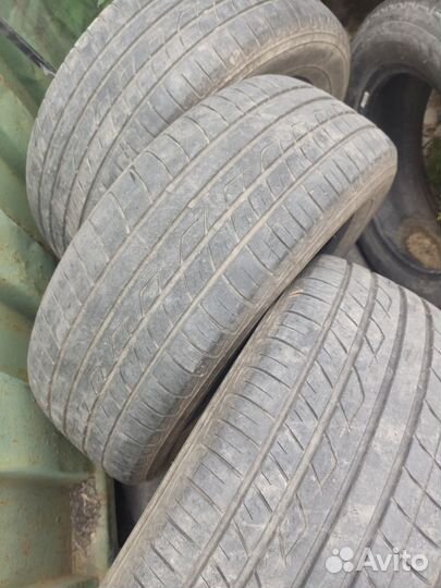 Yokohama A043 215/60 R16