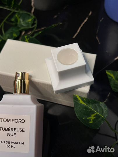 Парфюм Tom Ford Tubereuse Nue