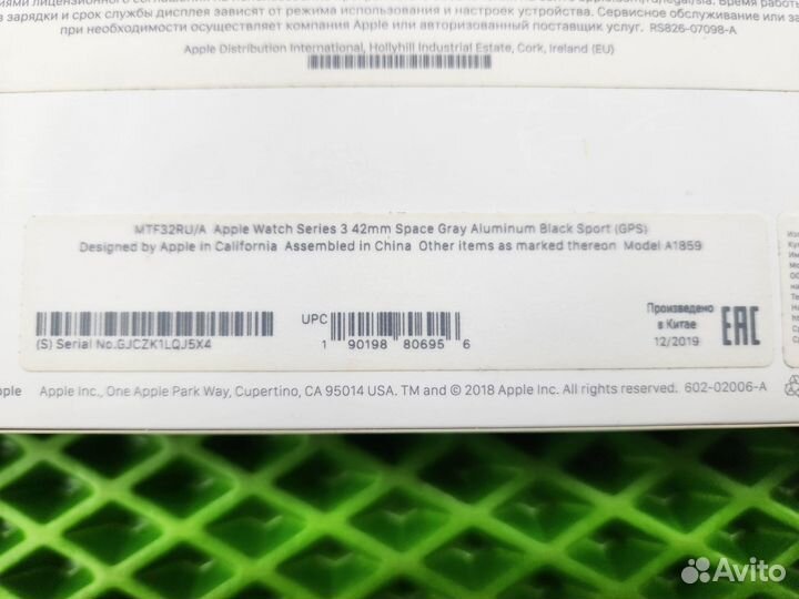 Смарт-часы Apple Watch Series 3 42mm (Space gray)