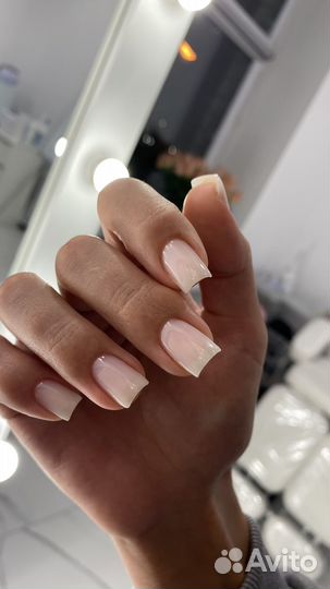 Маникюр с покрытием нужна модель