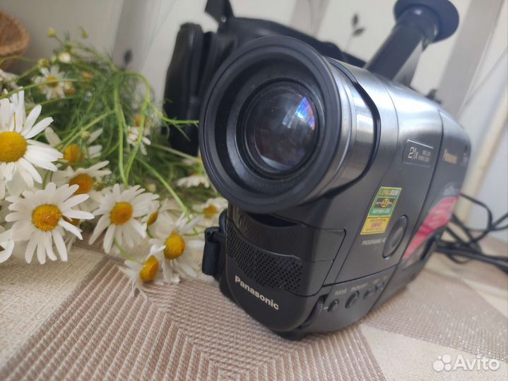 Видеокамера panasonic RX 11