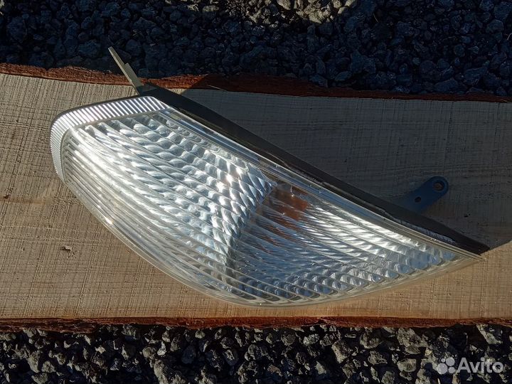 Фара с поворотником Nissan Serena