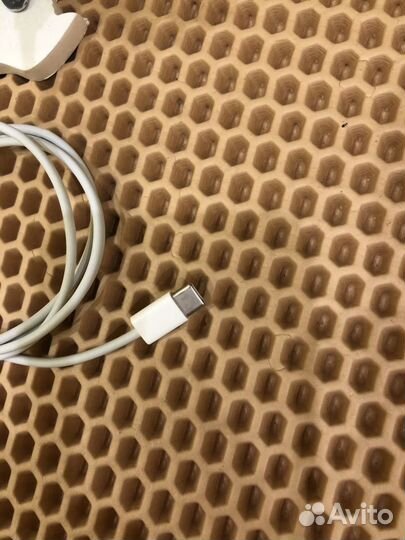 Провод кабель Type-C iPhone iPad Apple