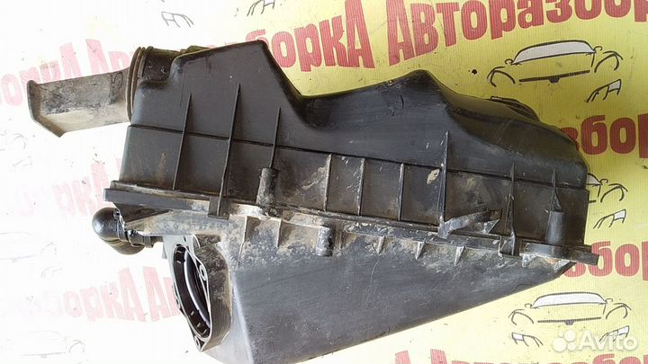 Корпус воздушного фильтра на Volkswagen