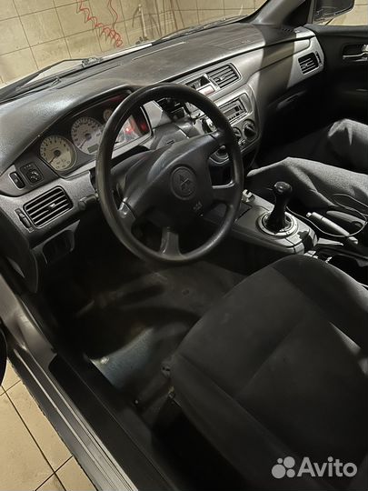 Mitsubishi Lancer 2.0 МТ, 2004, 251 209 км