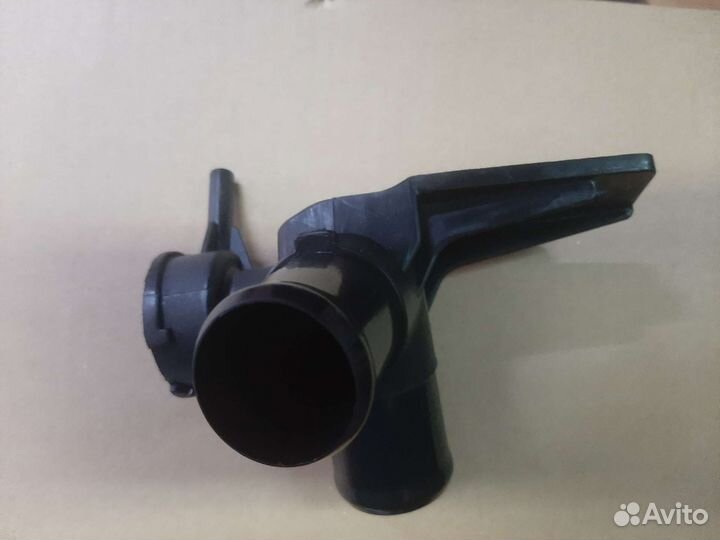 Горловина радиатора Hyundai Solaris Kia Rio