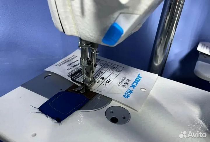 Прямострочка с обрезкой нити автомат Jack JK-A2B-C