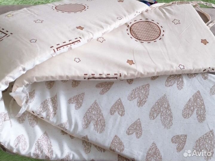 Бортики в детскую кроватку