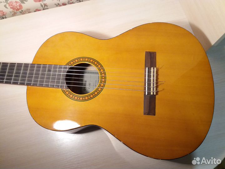 Акустическая гитара Yamaha CS40 индонезия