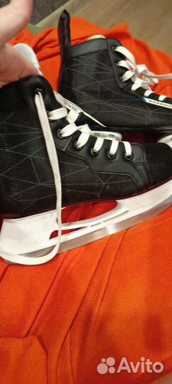 Коньки хоккейные 39 размер