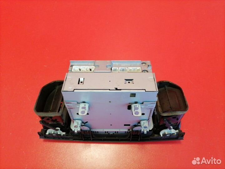 Магнитола Toyota Corolla