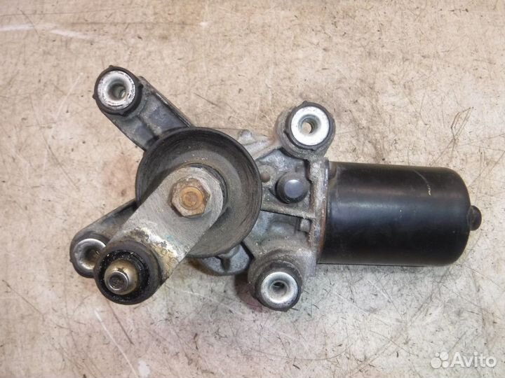 Моторчик стеклоочистителя передний Mazda 626 GF (1