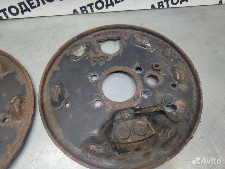 Щиток тормозного механизма Nissan Sunny FB15 2000г