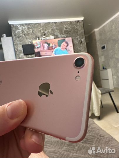 iPhone 7, 32 ГБ