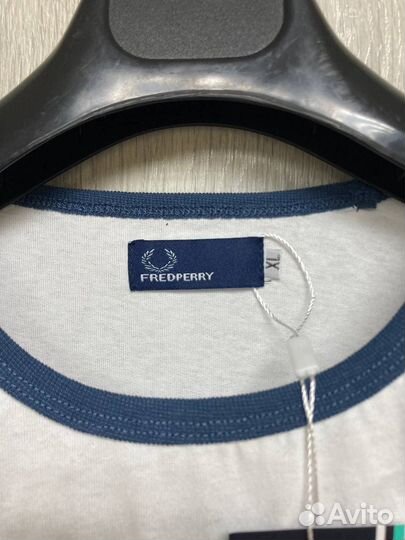 Новая футболка Fred Perry