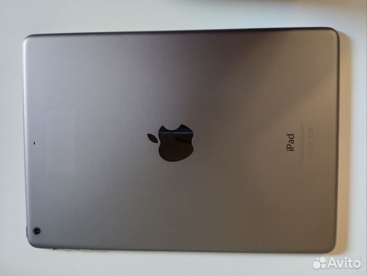 Планшет Apple iPad Air
