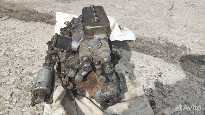 Топливный насос высокого давления 33-02