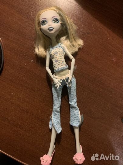 Кукла монстр хай лагуна блю с гидростанцией