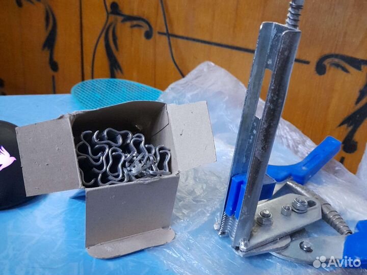 Скобообжимной для сетки,полисадников,загона,клеток