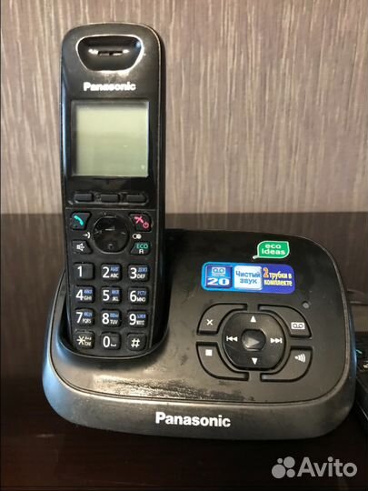 Цифровой беспроводной телефон с автоответчиком. Pa