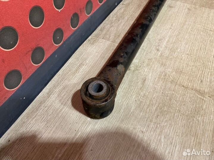 Тяга реактивная Toyota Land Cruiser 200 2015