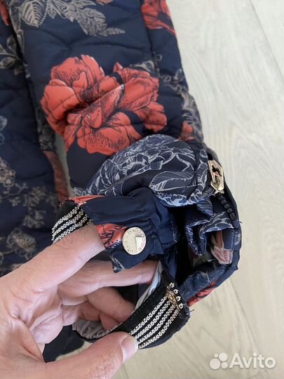 Зимний комбинезон для девочки