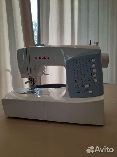 Швейная машина singer7422 новая