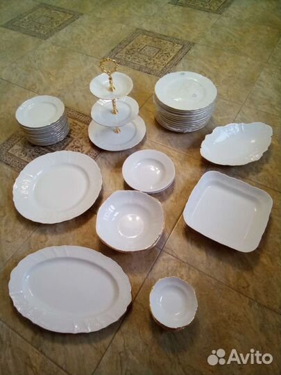 Сервиз столовый фарфор. Bernadotte 12 персон чехия