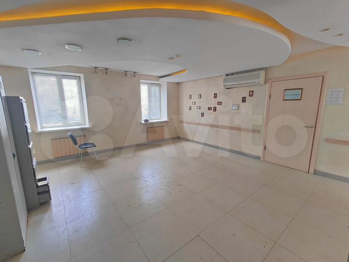 Офис, 930 м²