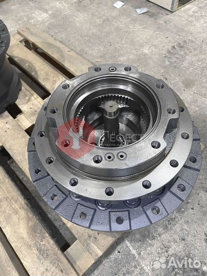 Редуктор хода Hitachi EX120-5Z 9150030