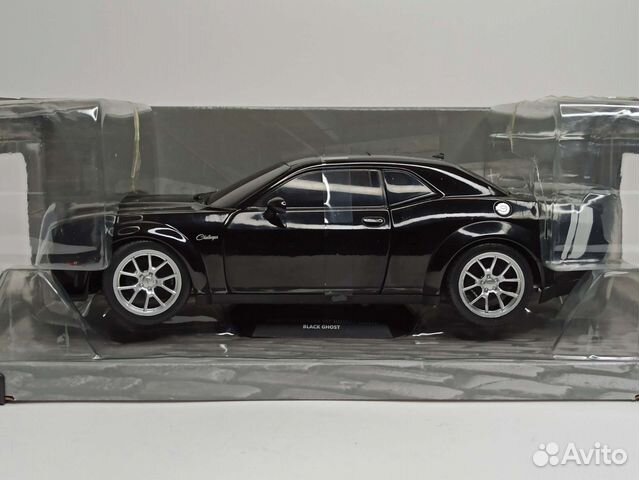 Challenger SRT Black Ghost 2020 Solido 1:18