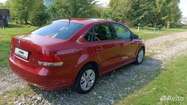 Volkswagen Polo 1.6 AT, 2014, 220 000 км