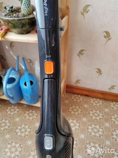 Вертикальный беспроводной пылесос