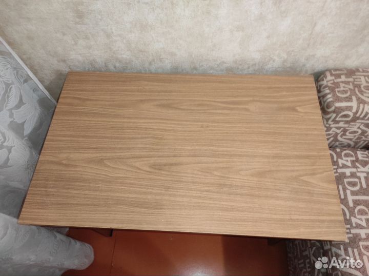 Стол письменный