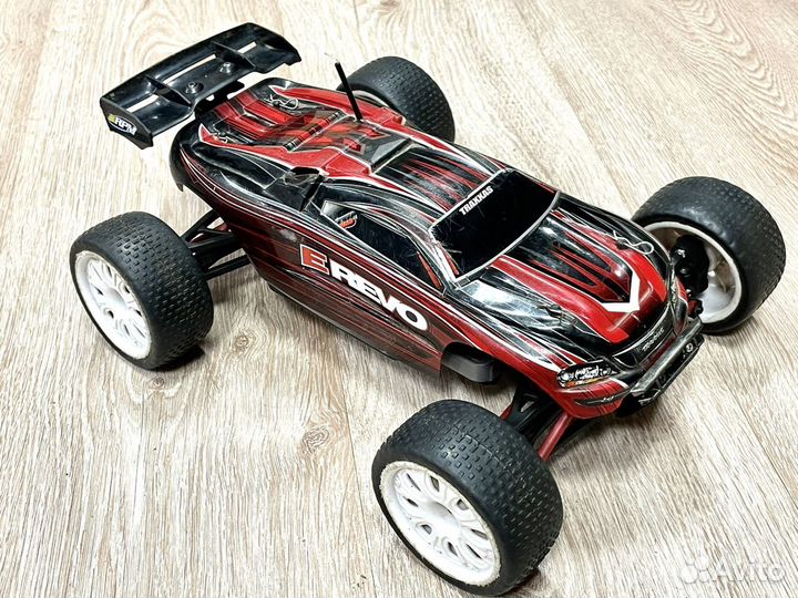 Traxxas E-Revo 1/16 VXL rc модель