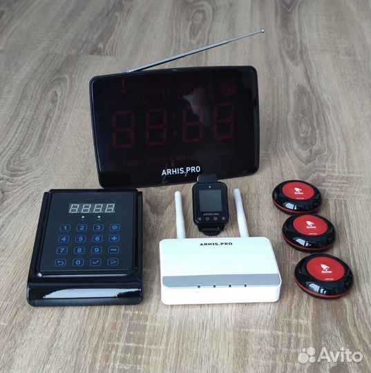 Кнопка вызова персонала, часы, табло, пуль, репите